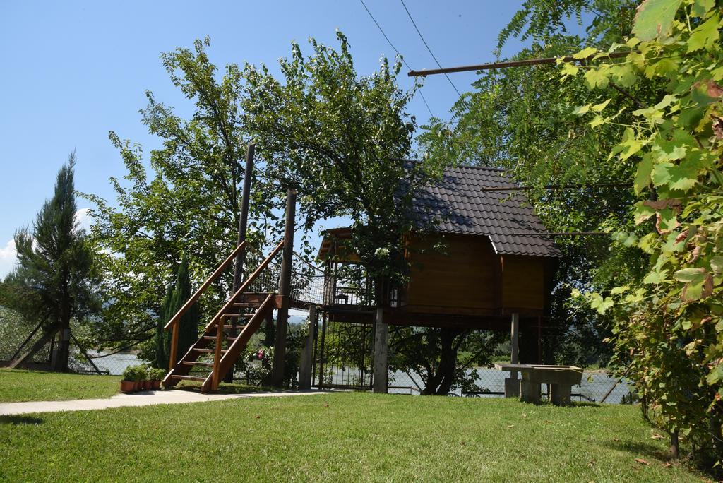 Holiday Home Kucica Na Drvetu Banja Koviljača Exterior foto