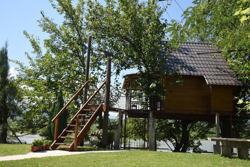 Holiday Home Kucica Na Drvetu Banja Koviljača Exterior foto